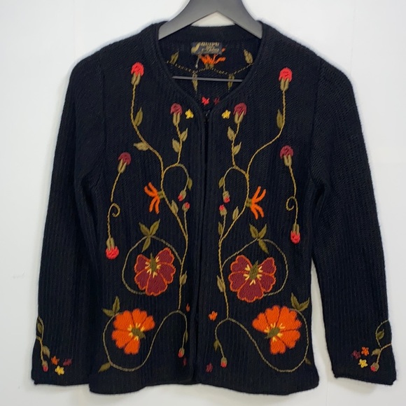 QUIPU NWOT 100% baby alpaca floral embroidered button up cardigan size S black - Picture 2 of 10